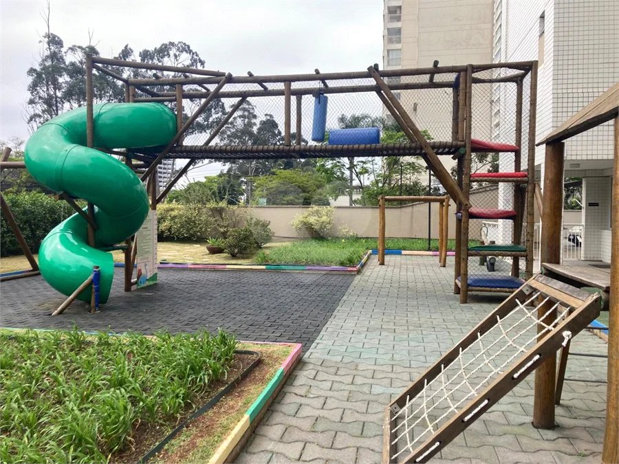 Apartamento para alugar com 4 quartos, sendo 2 suítes, em Jardim Marajoara, São Paulo, SP