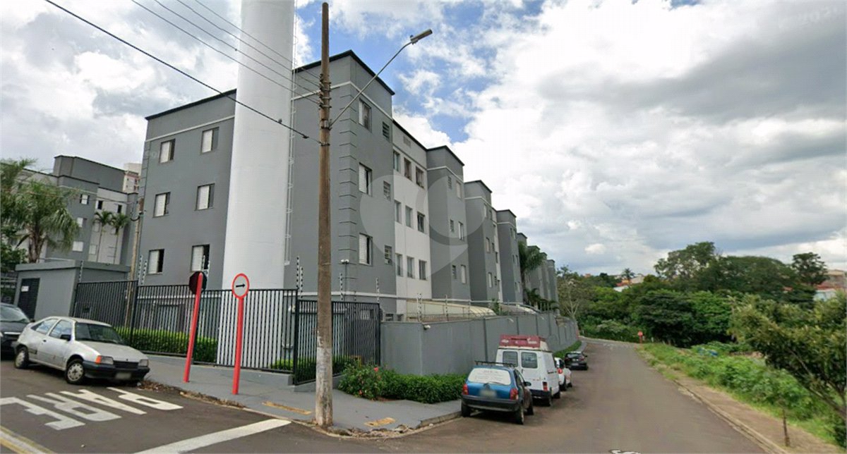 Apartamento padrão de 2 Dormitórios no Residencial Mont Vernon São Carlos