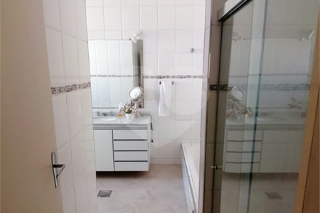 APARTAMENTO COBERTURA Á VENDA COM 200m2 ÍCONE NA BELA VISTA