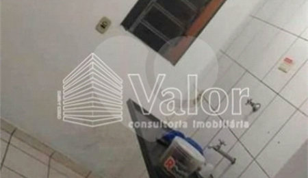 Casa à venda com 3 quartos em Residencial Deputado José Zavaglia, São Carlos, SP