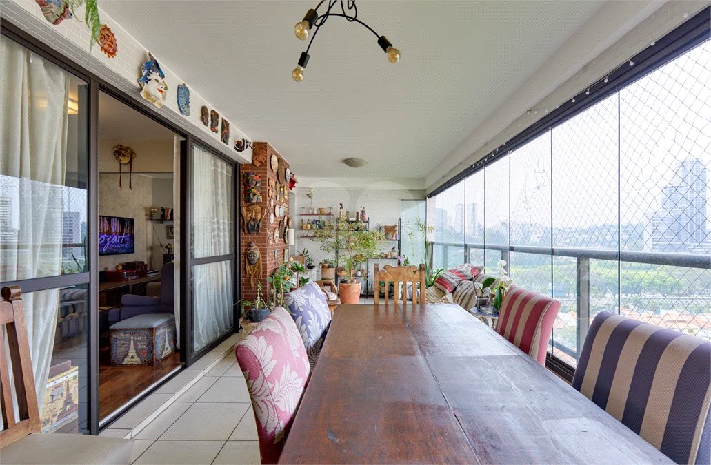 Apartamento 3 suítes 3 vagas a venda no condomínio The Gift - São Paulo