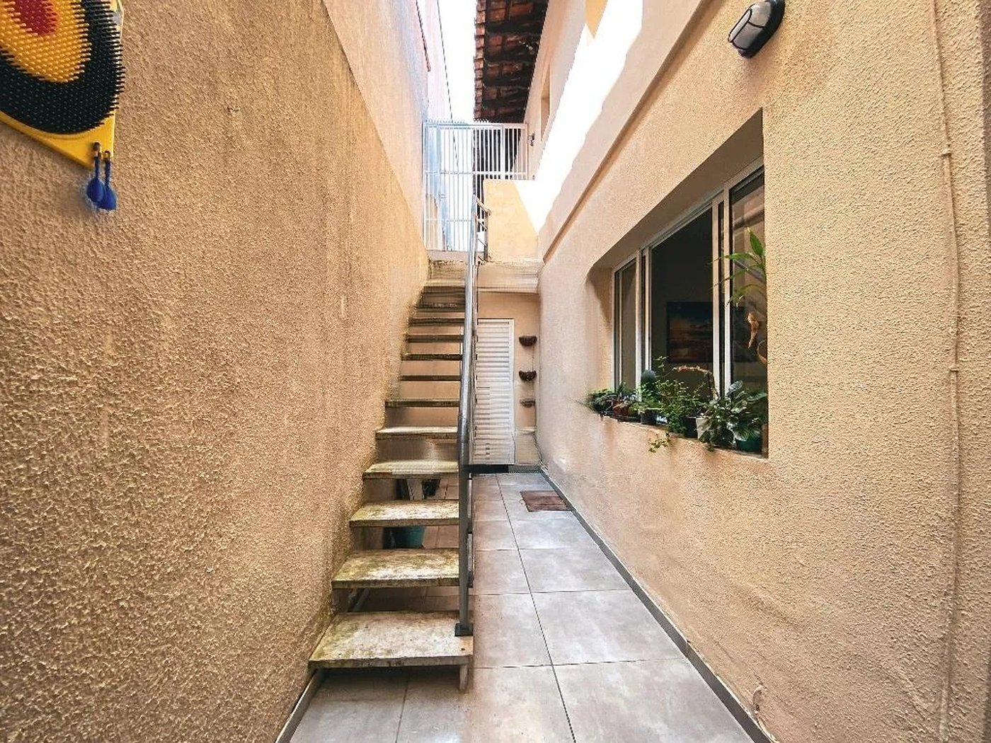 Sobrado à venda com 3 quartos, sendo 1 suíte,  em Vila Polopoli, São Paulo, SP