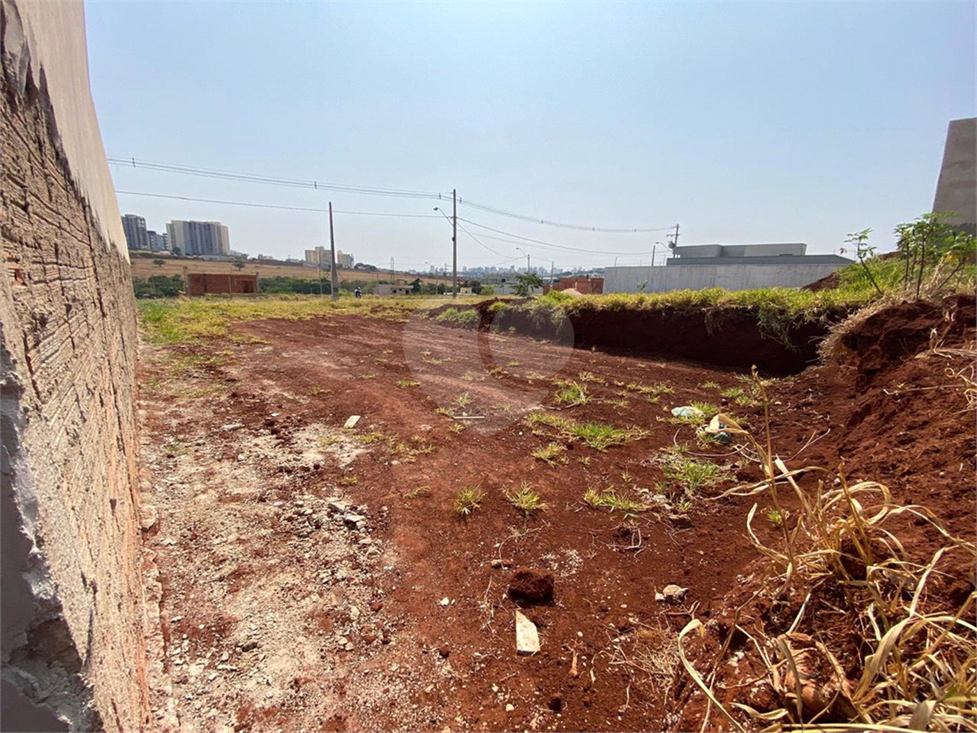 Terreno à Venda no Bairro Salto do Monjolinho