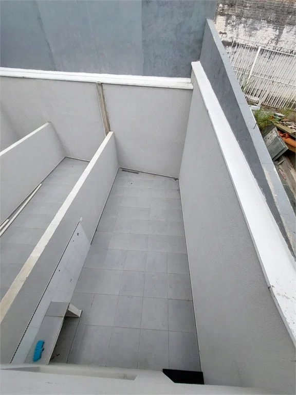 Sobrado à venda novo 2 suítes, 2 vagas 120m² na Vila Sônia