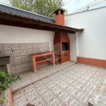Excelente Casa de Esquina na Vila Monteiro – Oportunidade para Moradia ou Comércio