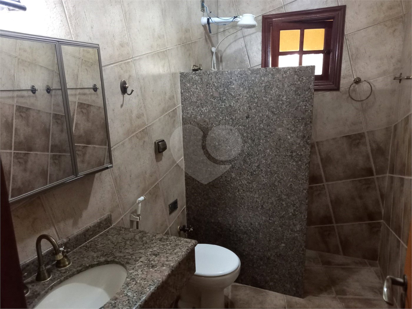 Chácara Mobiliada, 23.000m² á venda