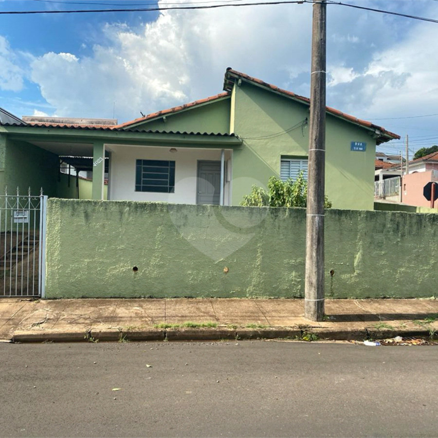 Casa térrea para venda na Vila Faria.