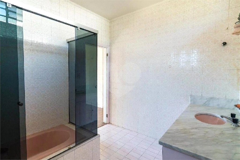 Sobrado à venda com 4 quartos, sendo 1 suíte, em Jabaquara, São Paulo, SP