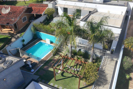 Casa com 4 dormitórios à venda, 214 m² por R$ 1.890.000 - Parque Arco Iris - Atibaia/SP