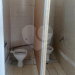 Casa térrea + Sala Comercial na Vila Prado.