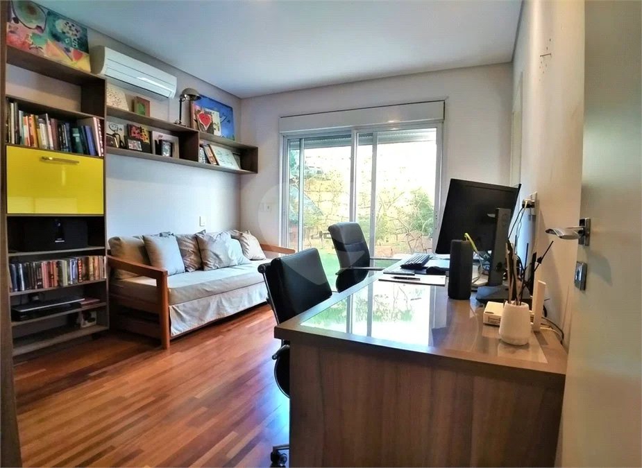 Casa a Venda no Condomínio Campo de Toscana em Vinhedo/SP