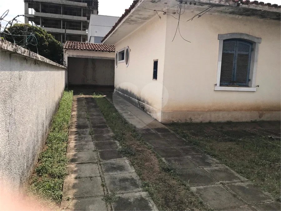 CASA À VENDA COLOCADA COM A SANTA CASA