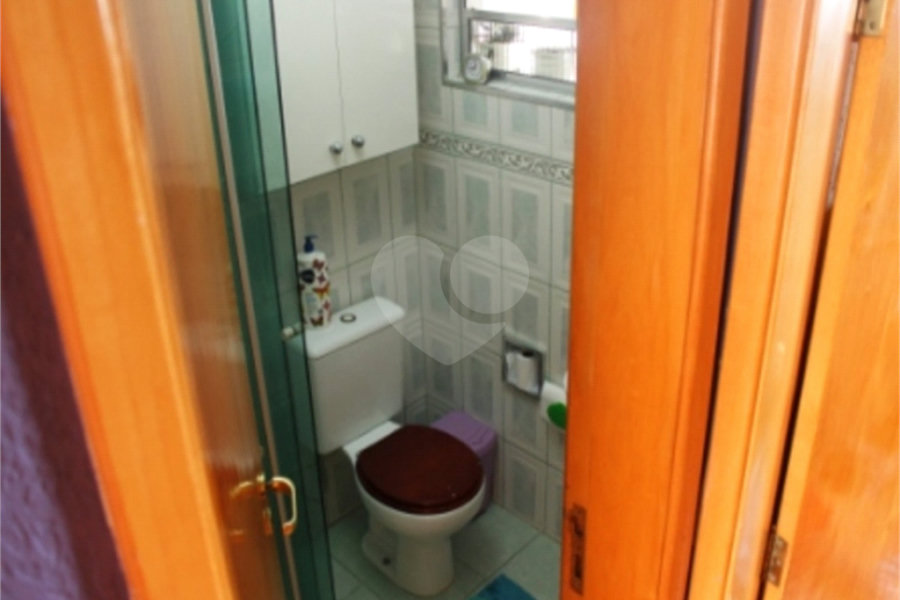 Apartamento 03 Dorm 02 Banheiros 01 Vaga na Saúde para Venda.