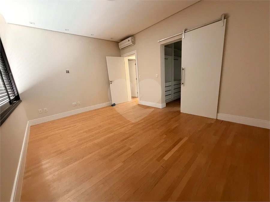 CASA À VENDA CONDOMINIO PORTAL BRAGANÇA | 4 SUÍTES | PISCINA