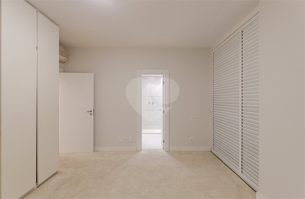 Apartamento à venda ou para alugar com 4 suítes em Alto da Boa Vista, São Paulo, SP