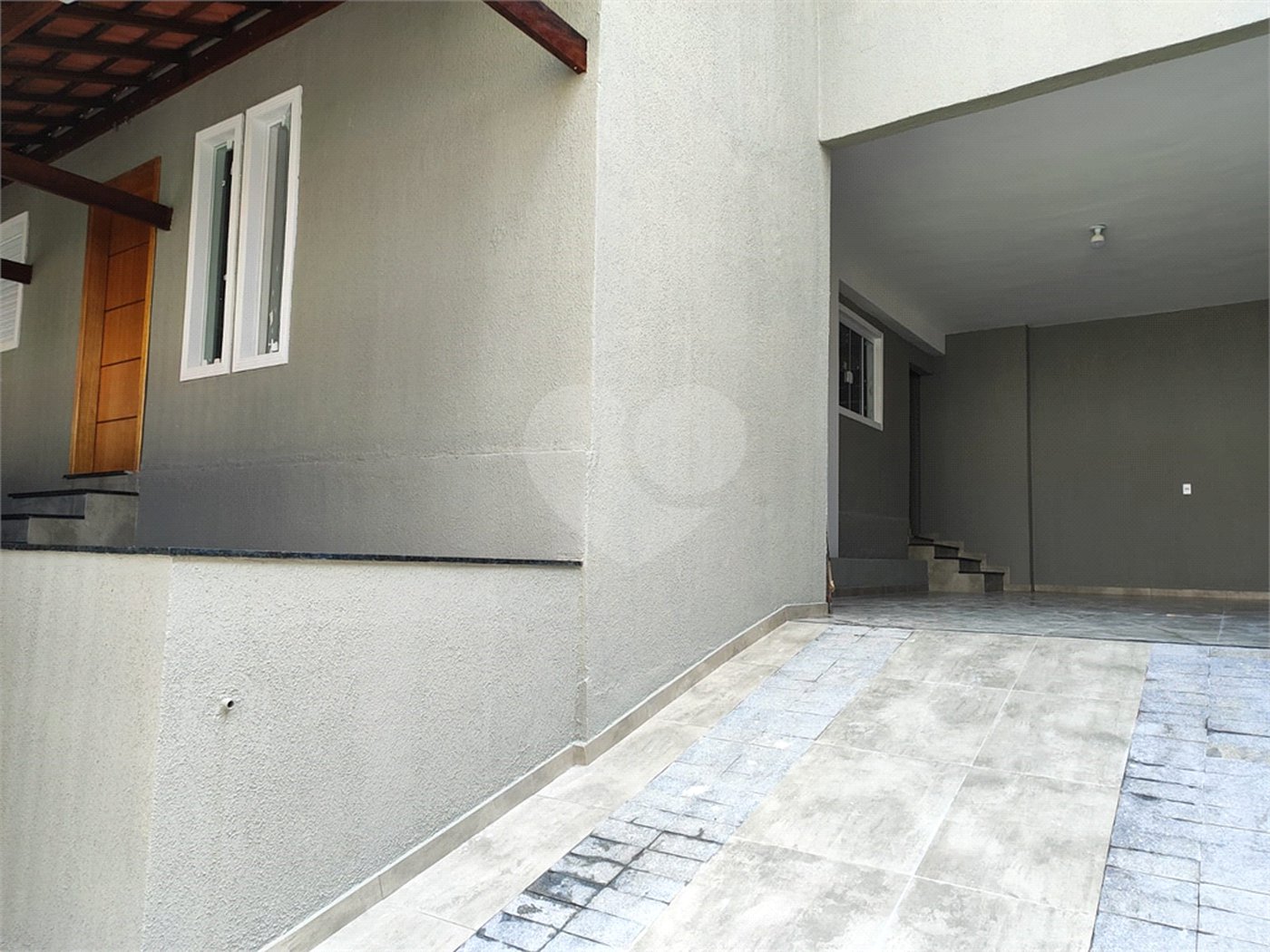 CASA A VENDA NO JARDIM AMÉRICA COM 4 DORMITORIOS, 2 BANHEIROS, 3 VAGAS, SÃO JOSÉ DOS CAMPOS/SP.