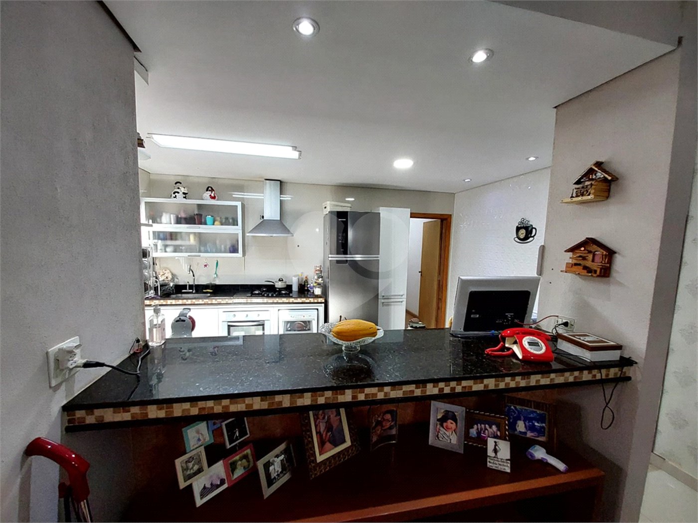 Casa residencial com ponto comercial a venda no Centro