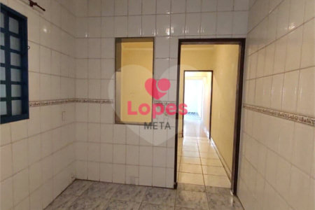 CASA A VENDA COM 248M², 3 DORMITORIOS, 2 BANHEIROS, 2 VAGAS - JARDIM NOVA MICHIGAN - SÃO JOSÉ DOS C