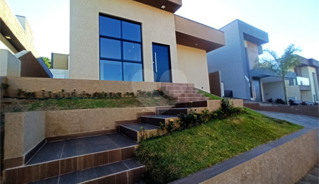Casa à venda com 3 quartos, sendo 1 suíte, no condomínio Buona Vita, Atibaia - SP