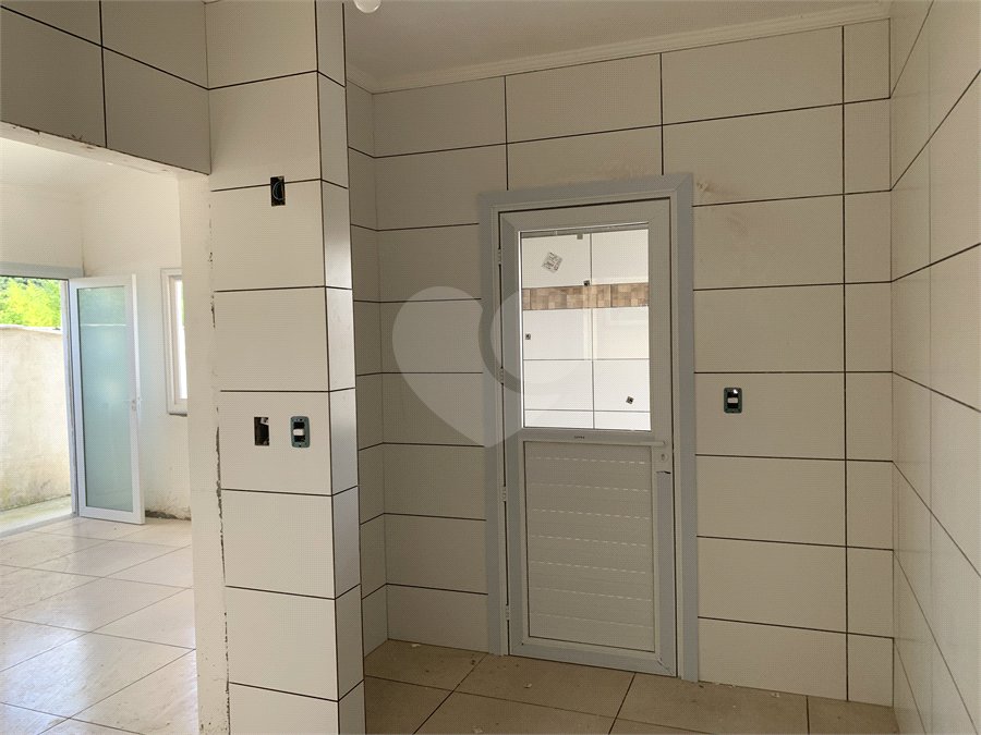 Casa 3 dormitórios - Condomínio MARF 3 - Bom Jesus dos Perdões