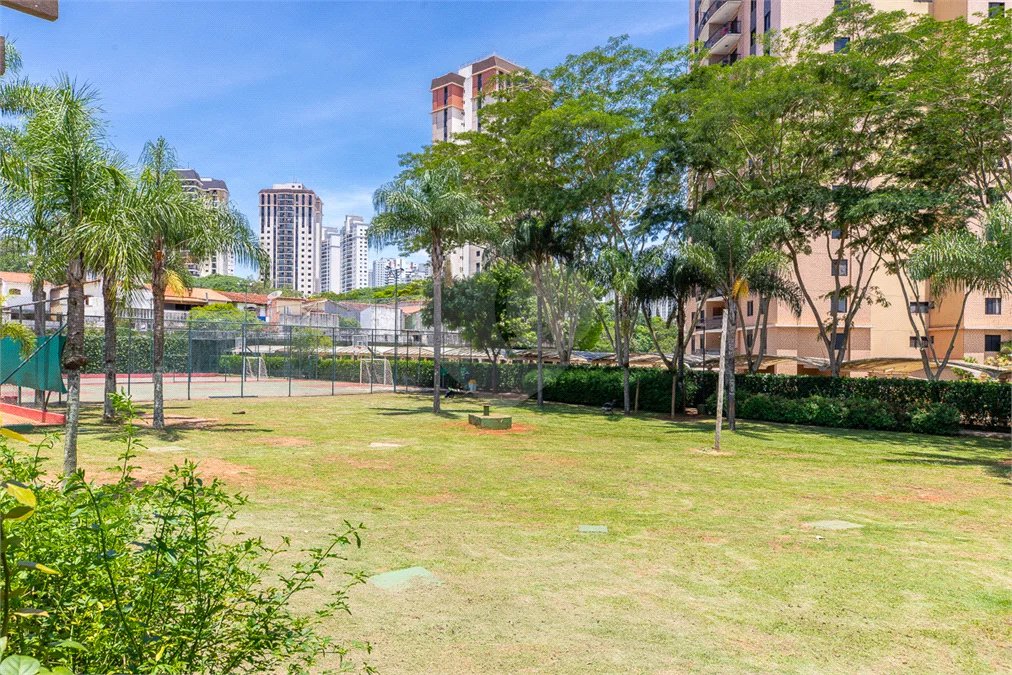 Apartamento à venda com 3 suítes em Alto da Boa Vista, São Paulo, SP