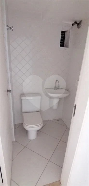 SALA COMERCIAL PARA LOCAÇÃO COM 57m2 NA VILA MARIANA/METRÔ
