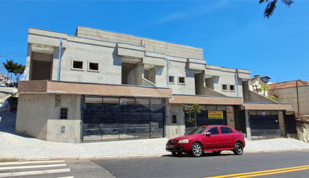 Sobrado à venda com 2 suítes em Vila Laís, São Paulo, SP