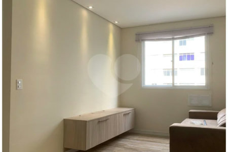 Apartamento à venda na Frei Caneca, 28 m², 1 quarto