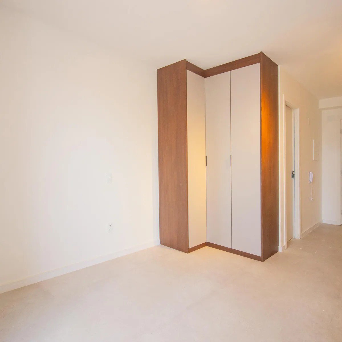 Studio de 26m² para alugar com 1 quarto mobiliado em Pinheiros próximo ao Metrô Faria Lima