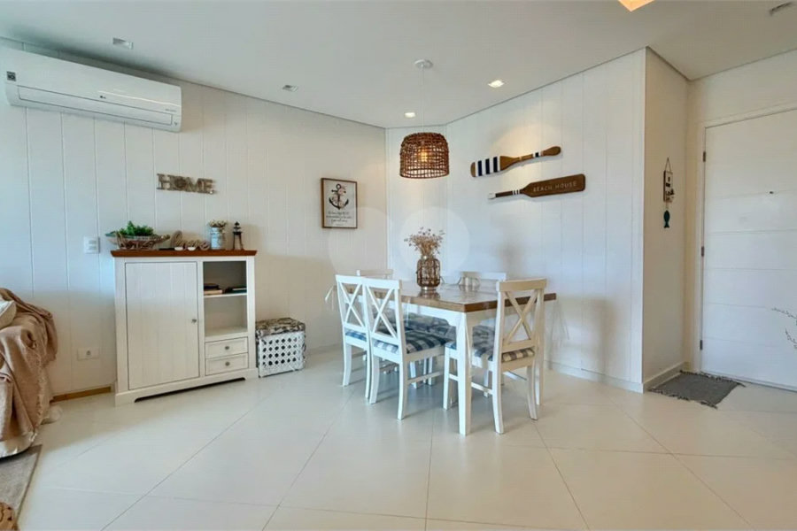 Apartamento à venda com 3 quartos, sendo 1 suíte, em Riviera de São Lourenço, Bertioga, SP