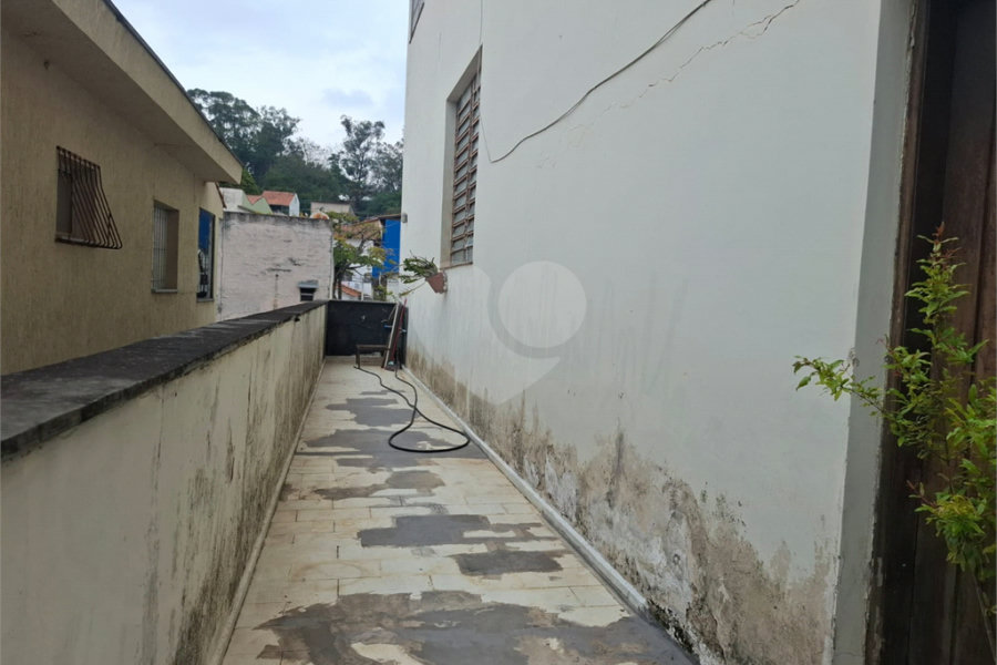 Sobrado venda ou locação HORTO com 254m2, 4 quartos, 2 sala, 2 cozinha, quintal e 3 vagas de garagem