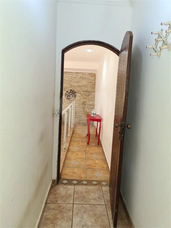 Casa à venda na Vila Esperança com 230m² 3 dormitórios 1 suíte 3 banheiros 3 vagas