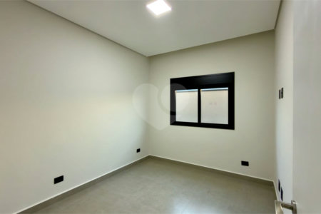 Casa térrea 3 dormitórios (3 suítes), espaço gourmet, piscina, 2 vagas garagem, condomínio fechado com ampla área lazer