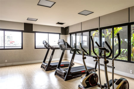Studio à venda – 20 m² | Mobiliado | Bela Vista | Andar alto com varanda