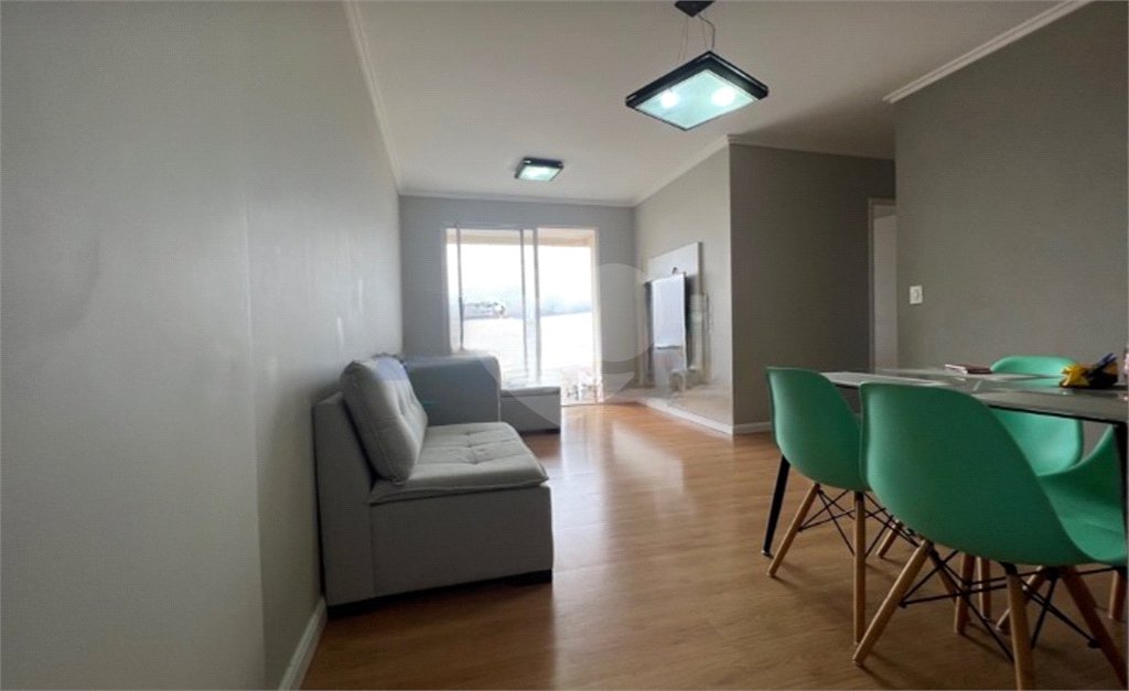 Apartamento no Edifício Residencial Torres di Italia.