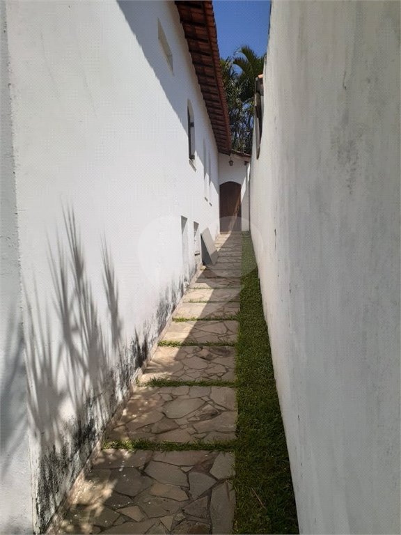 Casa Térrea com 3 quartos sendo 1 suíte. 1.400m² A/T. Jardim Floresta, Atibaia, SP