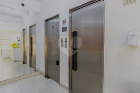 Apartamento á venda no Centro de São Paulo de 26m² com 1 dormitório
