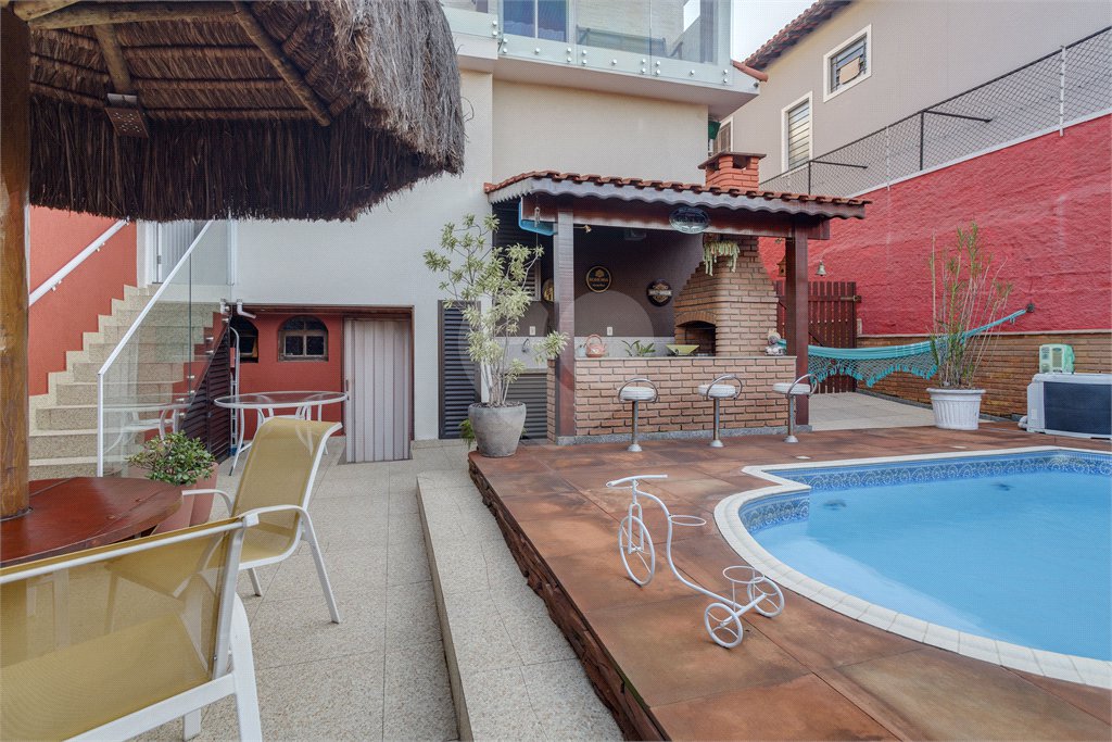 Casa à venda ou para alugar com 4 quartos, sendo 2 suítes, em Jardim Prudência, São Paulo, SP
