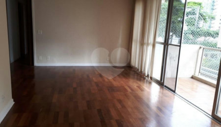 Apartamento à venda com 3 quartos, sendo 1 suíte,  em Perdizes, São Paulo, SP