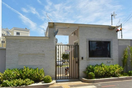 Apartamento com 2 dormitórios.