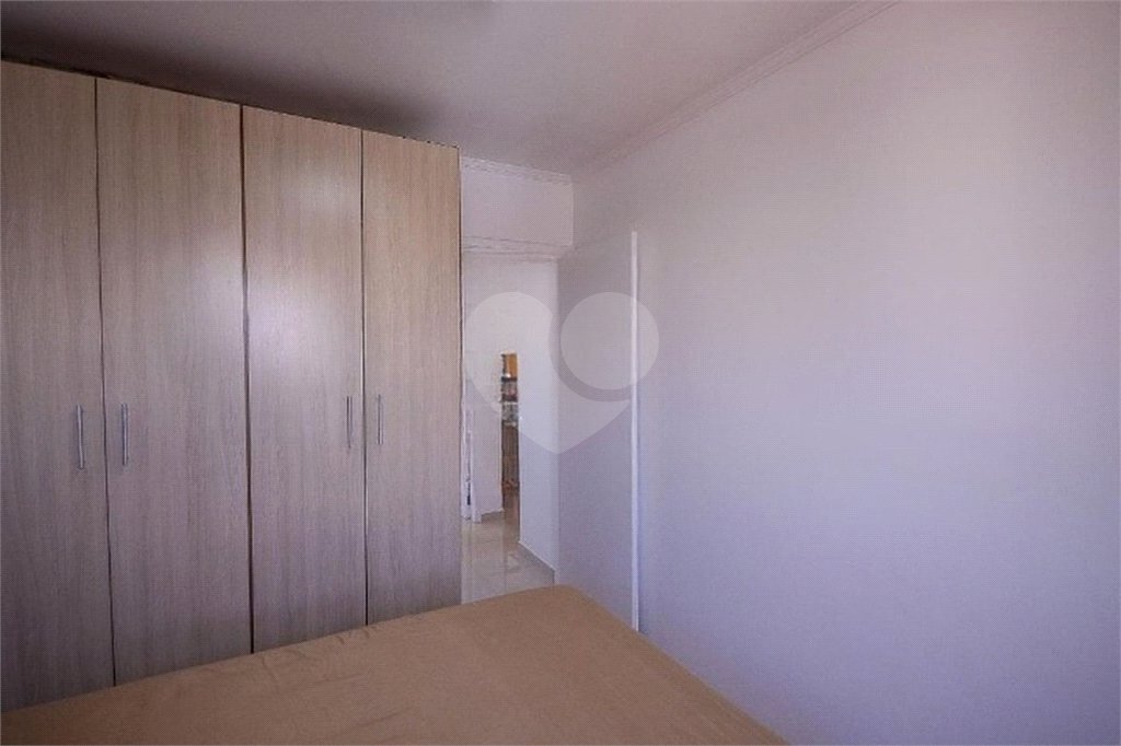 Oportunidade Apartamento mobiliado á venda na saude com 60m² com 2 dorm e 2 vaga. Aceita e estuda Permuta ( sujeito a avaliação).