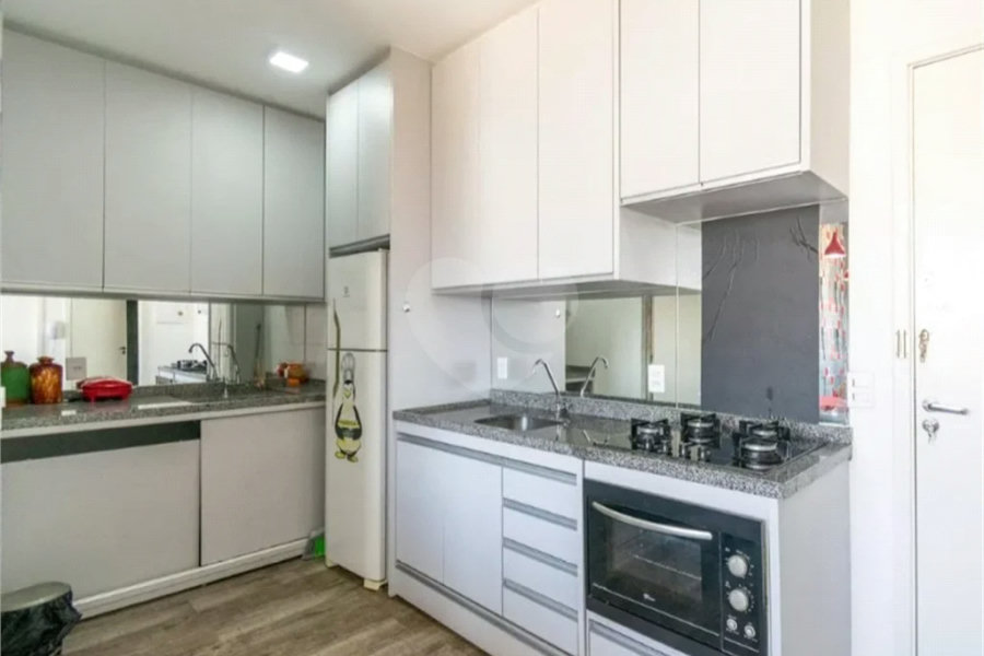 Vende-se Apartamento mobiliado de 34 m² na Vila Mascote