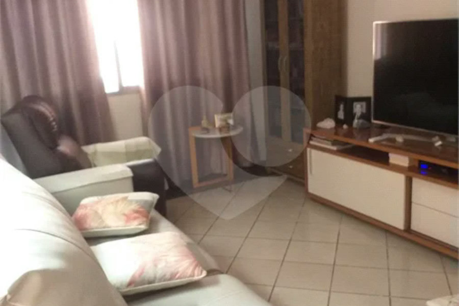 Vende-se Lindo Sobrado na Vila Santa Catarina