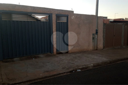 Linda Casa no Bairro Abdelnur