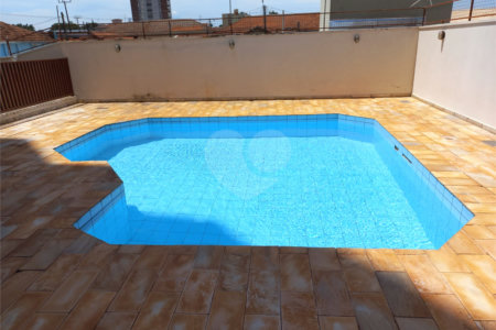 Duplex no Edifício Acapulco.