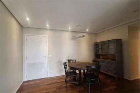 Apartamento à venda com 3 quartos, sendo 1 suíte, em Parque Reboucas, São Paulo, SP