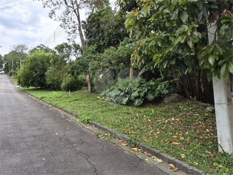 Terreno à venda no condomínio Alpes da Cantareira, Mairiporã - SP