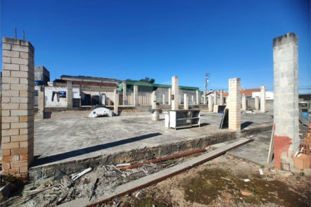 Terreno em Atibaia com 2.784 metros para construção de apartamentos ou salões comerciais, excelente localização