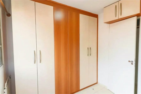Sobrado à venda com 3 quartos, sendo 1 suíte, em Jardim Bonfiglioli, São Paulo, SP