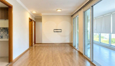 Apartamento à venda com 2 quartos, sendo 1 suíte,  no Centro, Guarulhos, SP